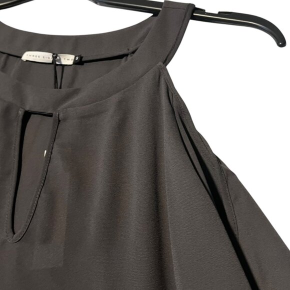 Three Eighty Two Women's S Gray Cold Shoulder Blouse Top Hi Lo Key Hole Neutral - Picture 2 of 7